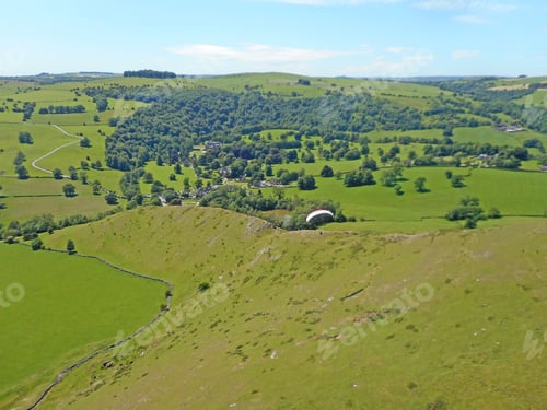 Preview: Paragliding In The Peak District