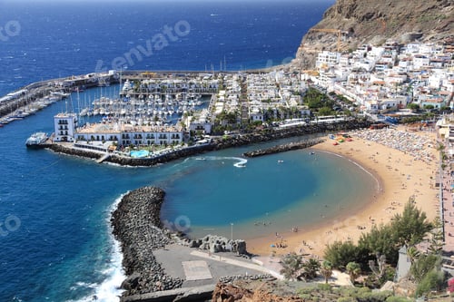 Preview: Puerto Mogan In Gran Canaria - Aerial View Of Beach And Atlantic Ocean.