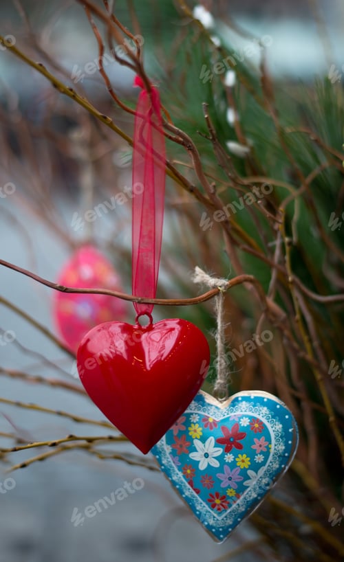 Preview: Love Heart Arrangment For Valentine'S Day Celebration.