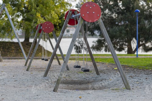 Preview: Swings.