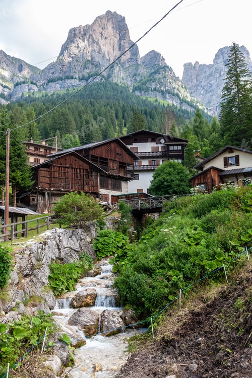 Preview: The Village Of Santa Fosca In The Italian Dolomites