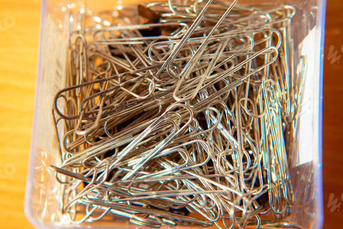 Preview: Office Paper Clips In A Box