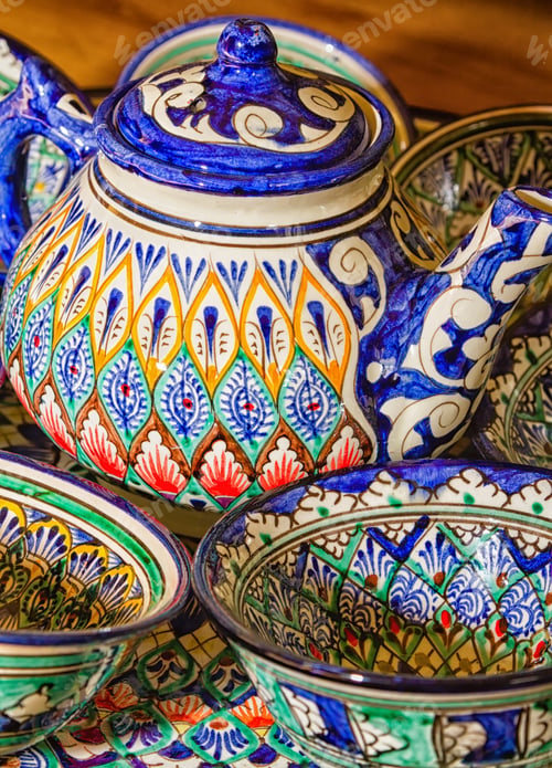 Preview: Traditional Uzbek Plates And Dishes In Uzbekistan, Central Asia. Silk Road Country.Plates With