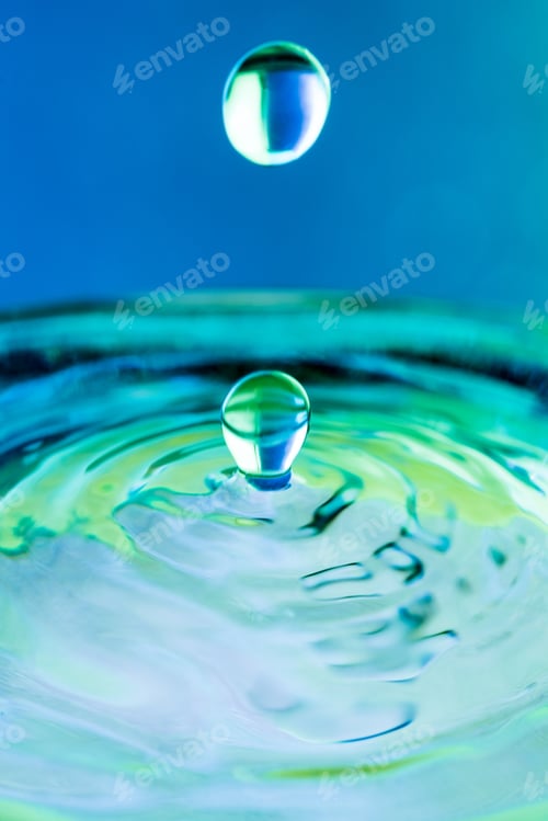 Preview: Colorful, Abstract Composition With Water And Water Drops
