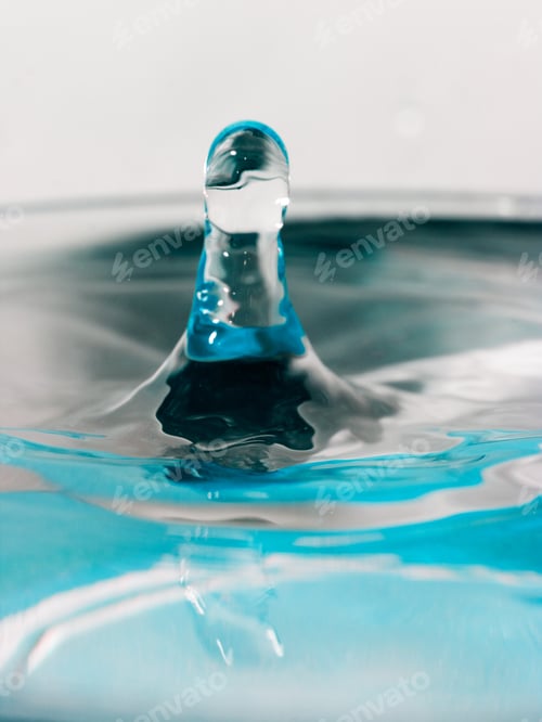 Preview: Colorful, Abstract Composition With Water And Water Drops
