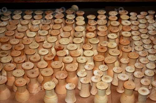 Preview: Bobbins