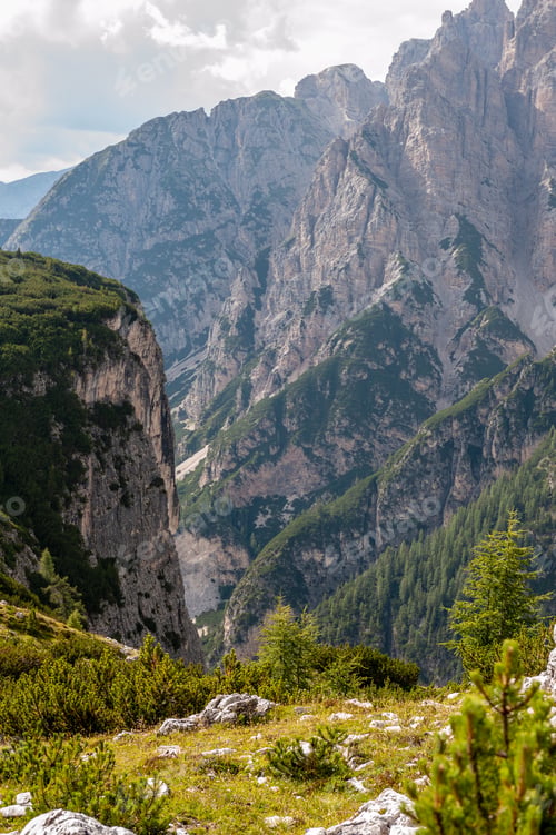 Preview: Rugged Mountain Ranges In Tre Cima Natural Park Area In The Italian Dolomites.