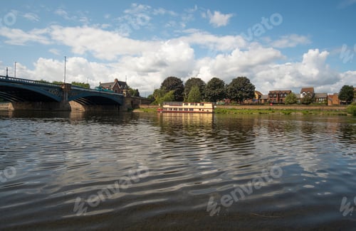 Preview: Pleasure Boat On A Wide River