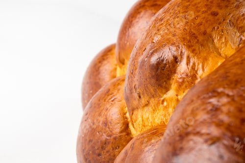 Preview: Chunks Large Braided Loaf On White Background