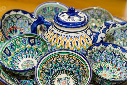 Preview: Traditional Uzbek Plates And Dishes In Uzbekistan, Central Asia. Silk Road Country.Plates With