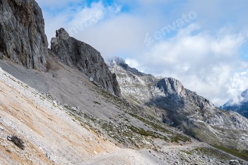 Preview: Fuente De In The In Mountains Of Picos De Europa, Cantabria, Spain