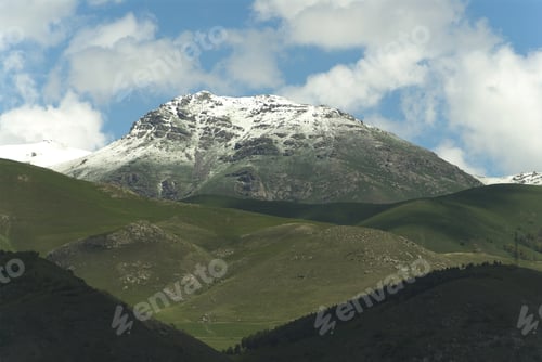 Preview: Mountain Landscape