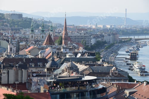 Preview: Skyline Budapest With The Danube
