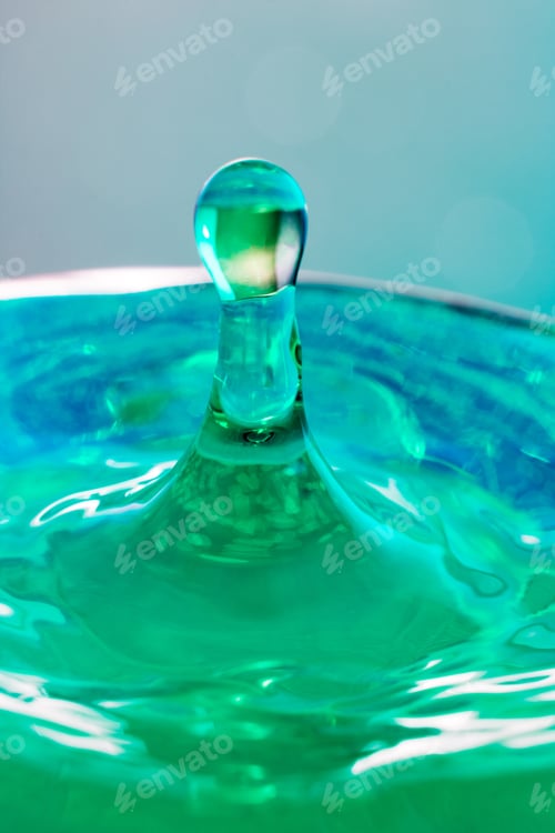 Preview: Colorful, Abstract Composition With Water And Water Drops