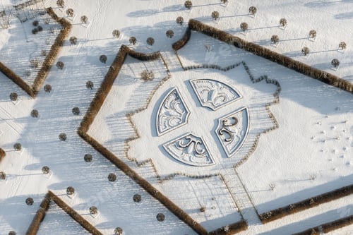 Preview: Aerial View Over The Palace Garden In Wintertime