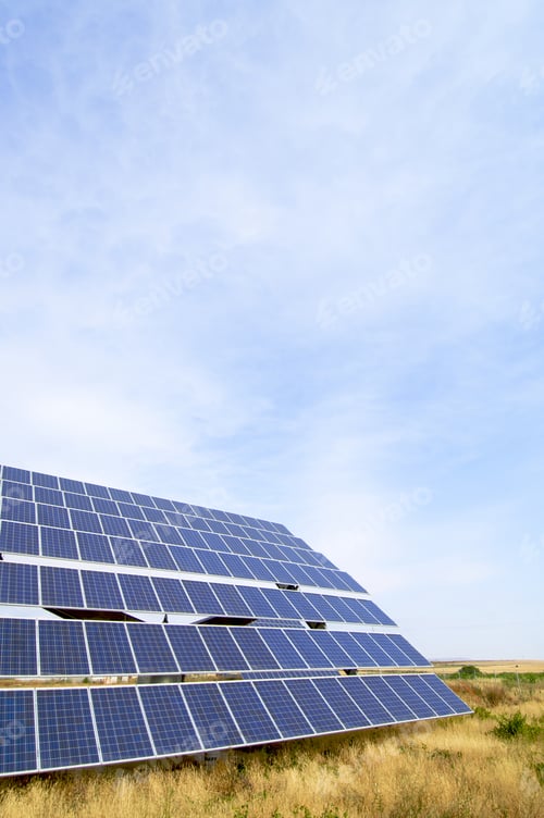 Preview: Solar Field With Cloudy Sky