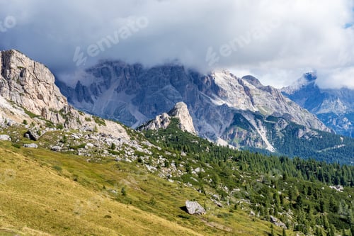 Preview: Italy Dolomites Moutnain At Summer - Passo Di Giau. Dolomites Are On Unesco World Heritage List.