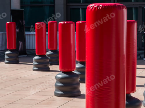 Preview: Group Of Red Punching Bag For Kickboxing And Fitness Exercise