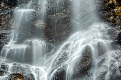 Preview: Scorus Waterfall, Valcea County, Romania