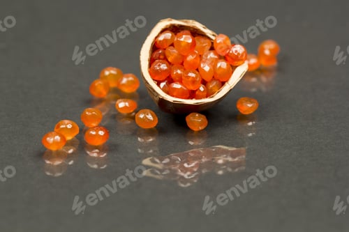 Preview: Hazelnut Shell With Carnelian Faceted Gems