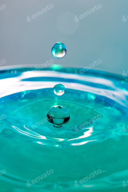 Preview: Colorful, Abstract Composition With Water And Water Drops