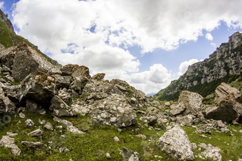 Preview: Landscape With Rocks From Bucegi Mountains, Part Of Southern Carpathians In Romania