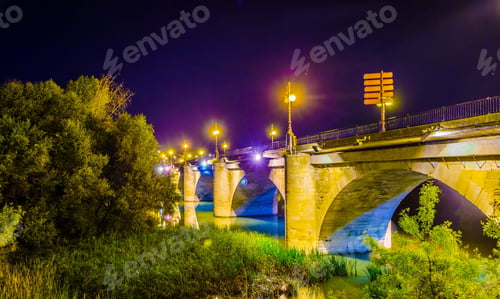 Preview: View Of The Illuminated Puente De Piedra In The Spanish City Logrono