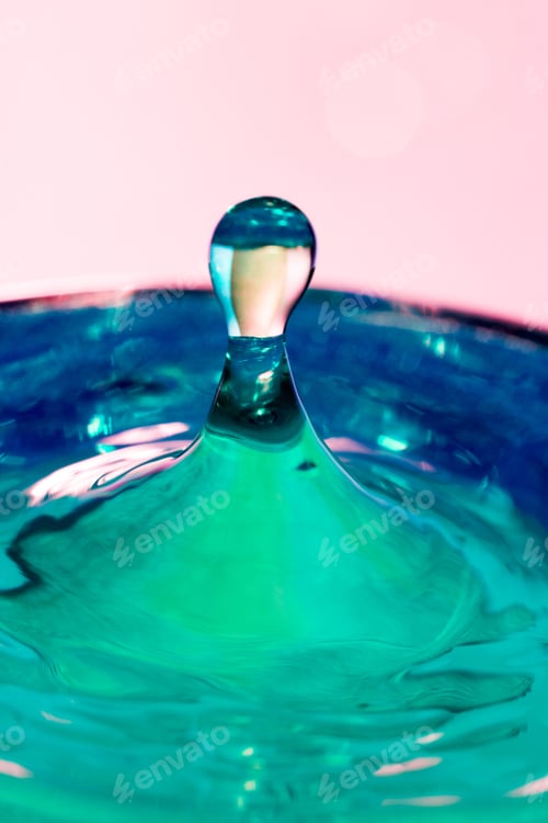 Preview: Colorful, Abstract Composition With Water And Water Drops