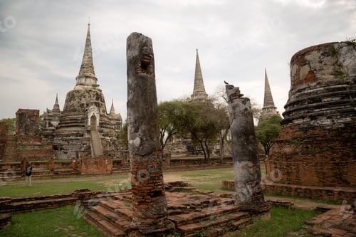 Vista previa: Old Beautiful Thai Temple Wat Mahathat, Ayutthaya Historical Park, Ayutthaya, Thailand