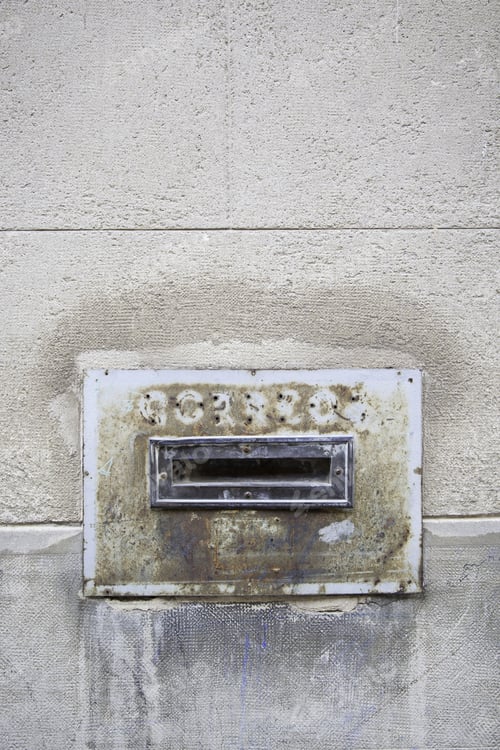 Preview: Old Mailbox, In The City Detail, Postman