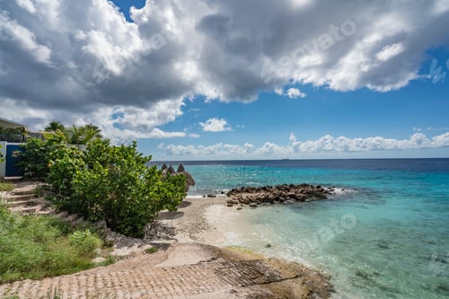 Preview: Views Around The Caribbean Island Of Curacao