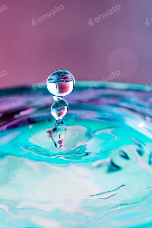 Preview: Colorful, Abstract Composition With Water And Water Drops
