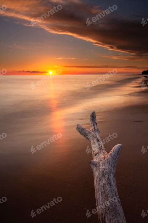 Preview: Sunset On The Beach