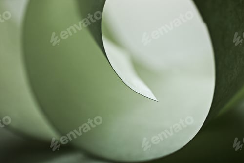 Visualização: Formas de papel colorido com fundo de papel