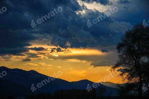 Preview: Clouds Stretching Across The Sky At Sunset