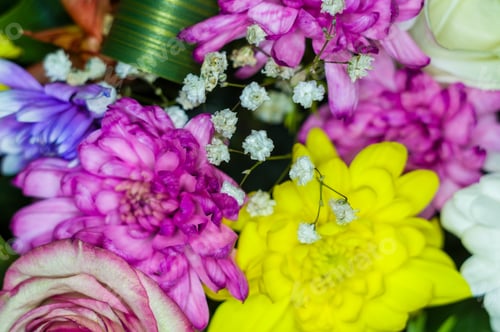 Preview: Beautiful Gift Bouquet Of Various Colorful Decorative Summer Flowers