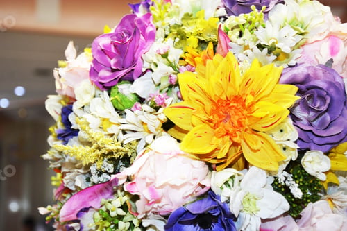 Preview: Colorful Flower Arrangement