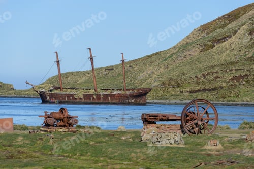 Preview: Bayard Wreck In Ocean Harbour On South Georgia