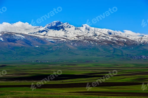 Preview: Beautiful View Of Mount Aragats, Armenia