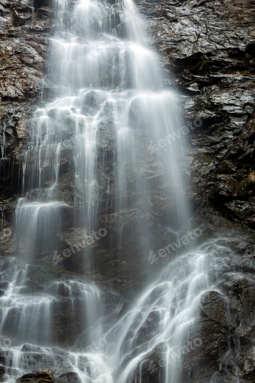 Preview: Scorus Waterfall, Valcea County, Romania