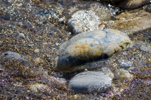 Preview: Pebble Stones On The Sea Beach, The Rolling Waves Of The Sea With Foam