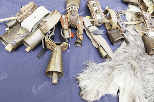 Preview: Old Cow Bells, Detail Tool For Animals, Sound And Distinction, Rural