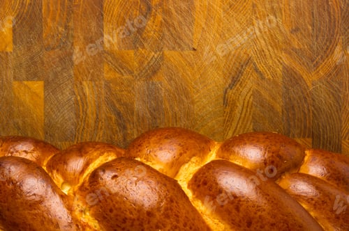 Preview: Chunks Large Braided Loaf On Wooden Background