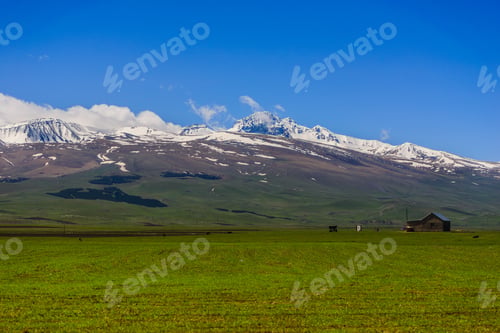 Preview: Beautiful View Of Mount Aragats, Armenia