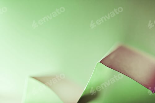 Visualização: Formas de papel colorido com fundo de papel