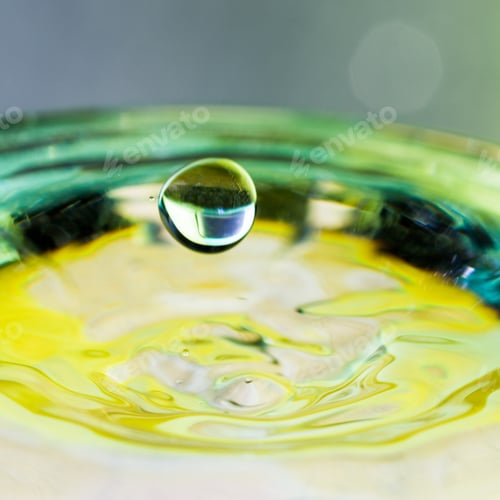 Preview: Colorful, Abstract Composition With Water And Water Drops
