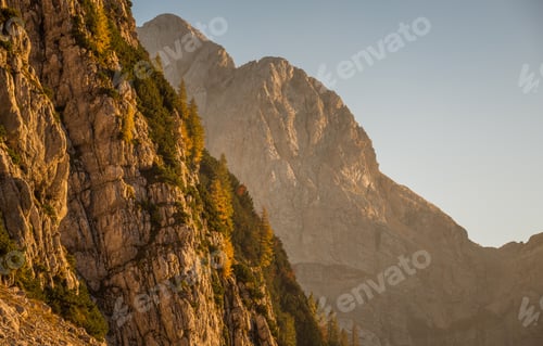 Preview: Autumn In The Mountains