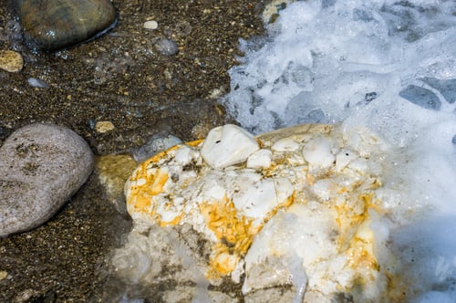 Preview: Pebble Stones On The Sea Beach, The Rolling Waves Of The Sea With Foam