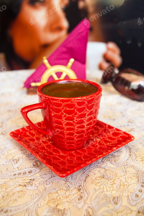 Preview: Freshly Brewed Hot Natural Coffee With Crema In Red Cup