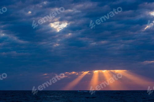 Preview: Amazing Sea Sunset, The Sun, Waves, Clouds